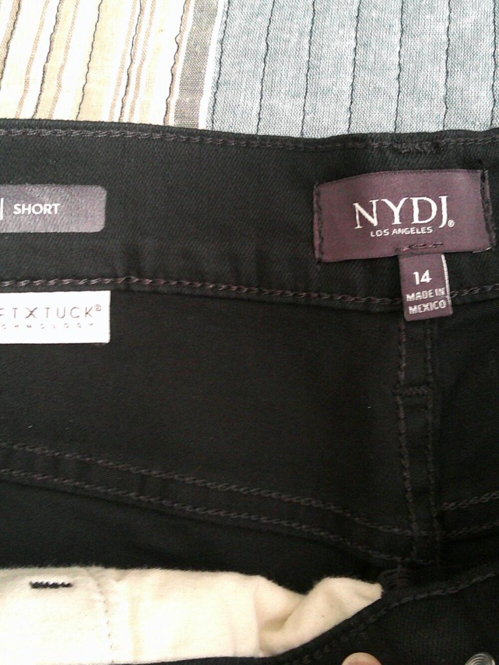 NYDJ Lift & tuck technology black Denim Shorts cuffed bottom Size 14 - Picture 3 of 3